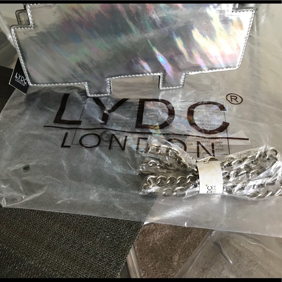NWT LYDC LONDON ALIEN/PAC MAN CROSSBODY BAG - Picture 6 of 8
